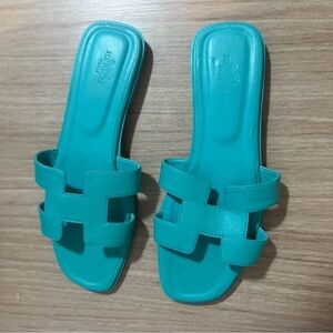 Elegant Turquoise Slide Sandals